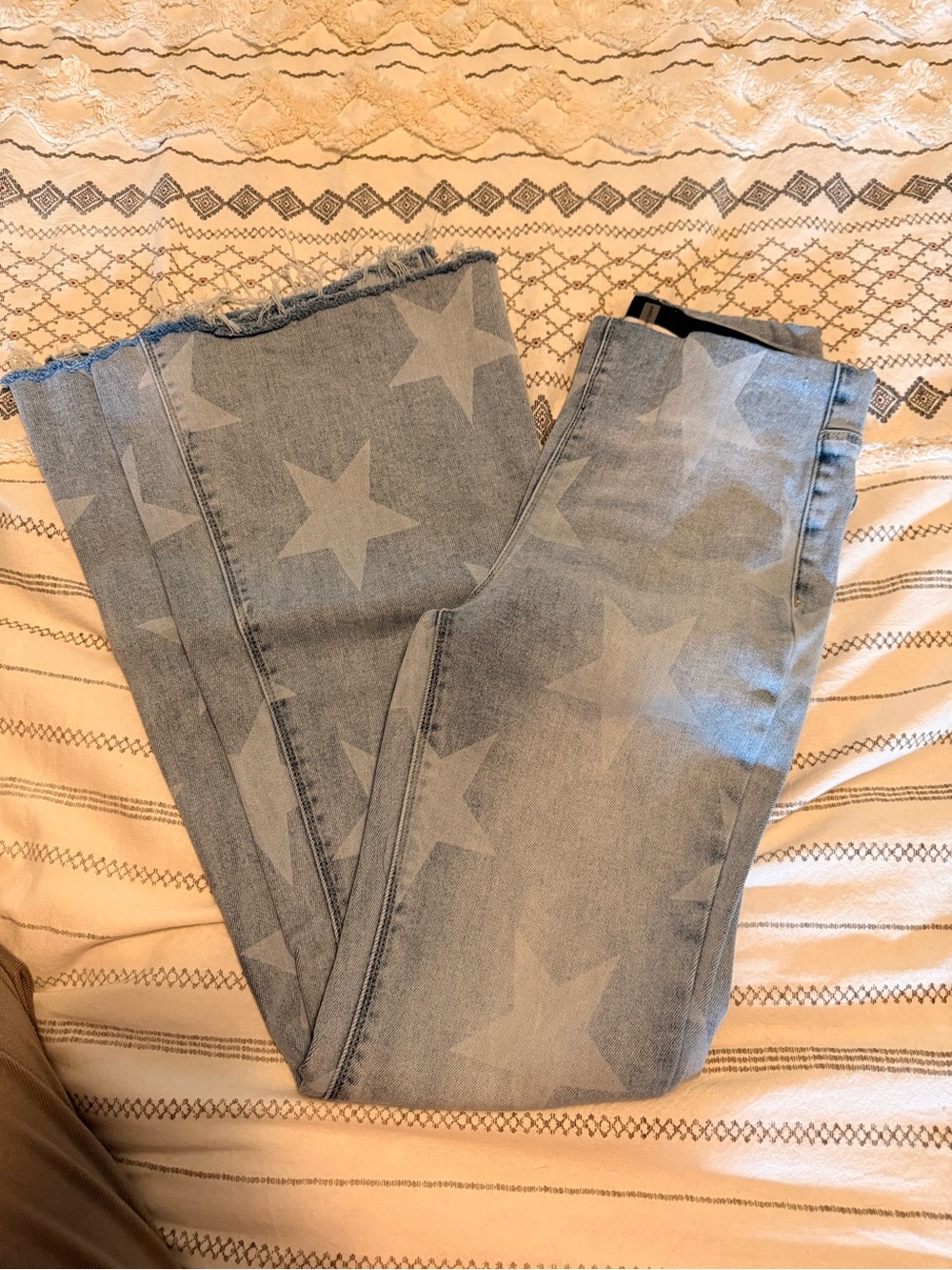Star-Print Light Blue flared Jeans